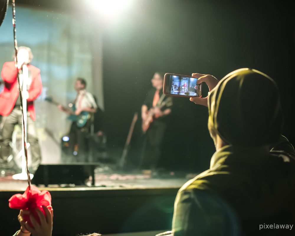 Selfie 3_pubblico_Rock is back_social