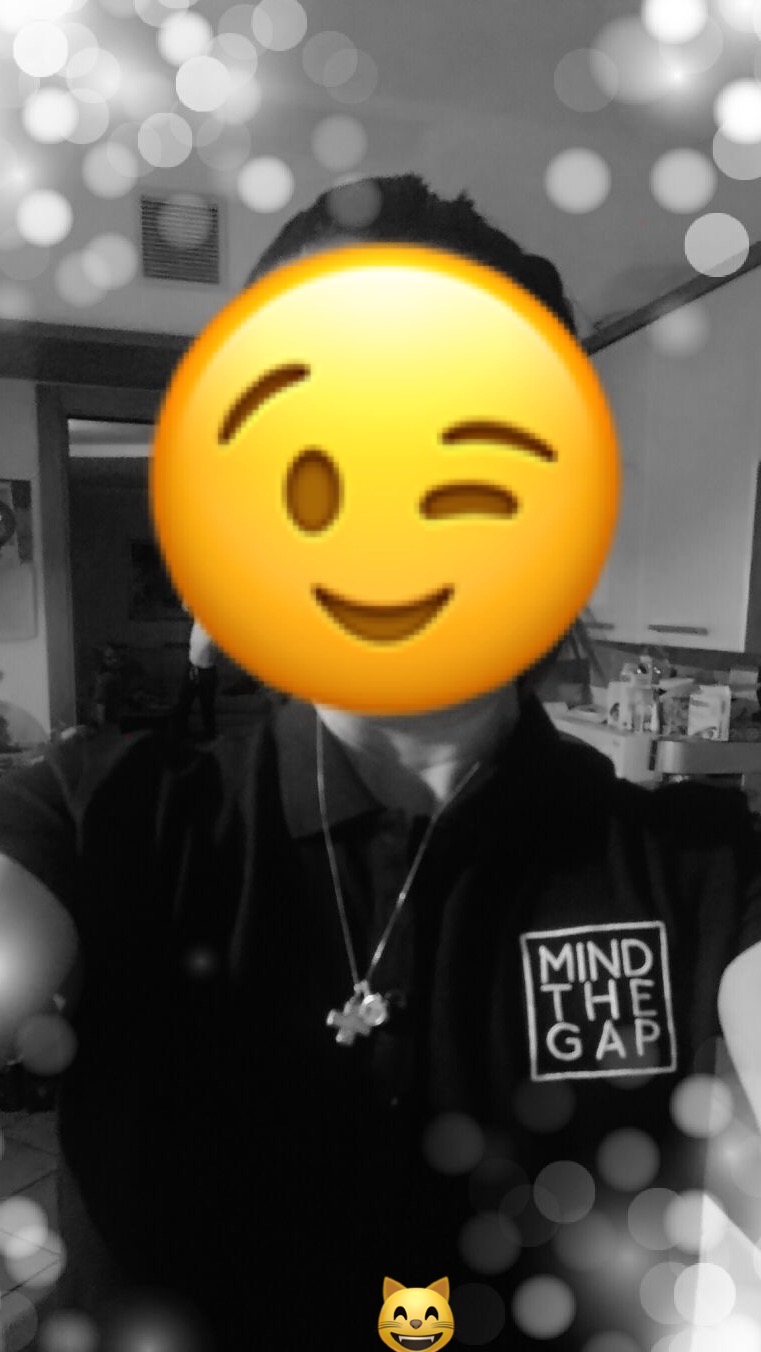 Francesca_polo_Mind the Gap_emoticon